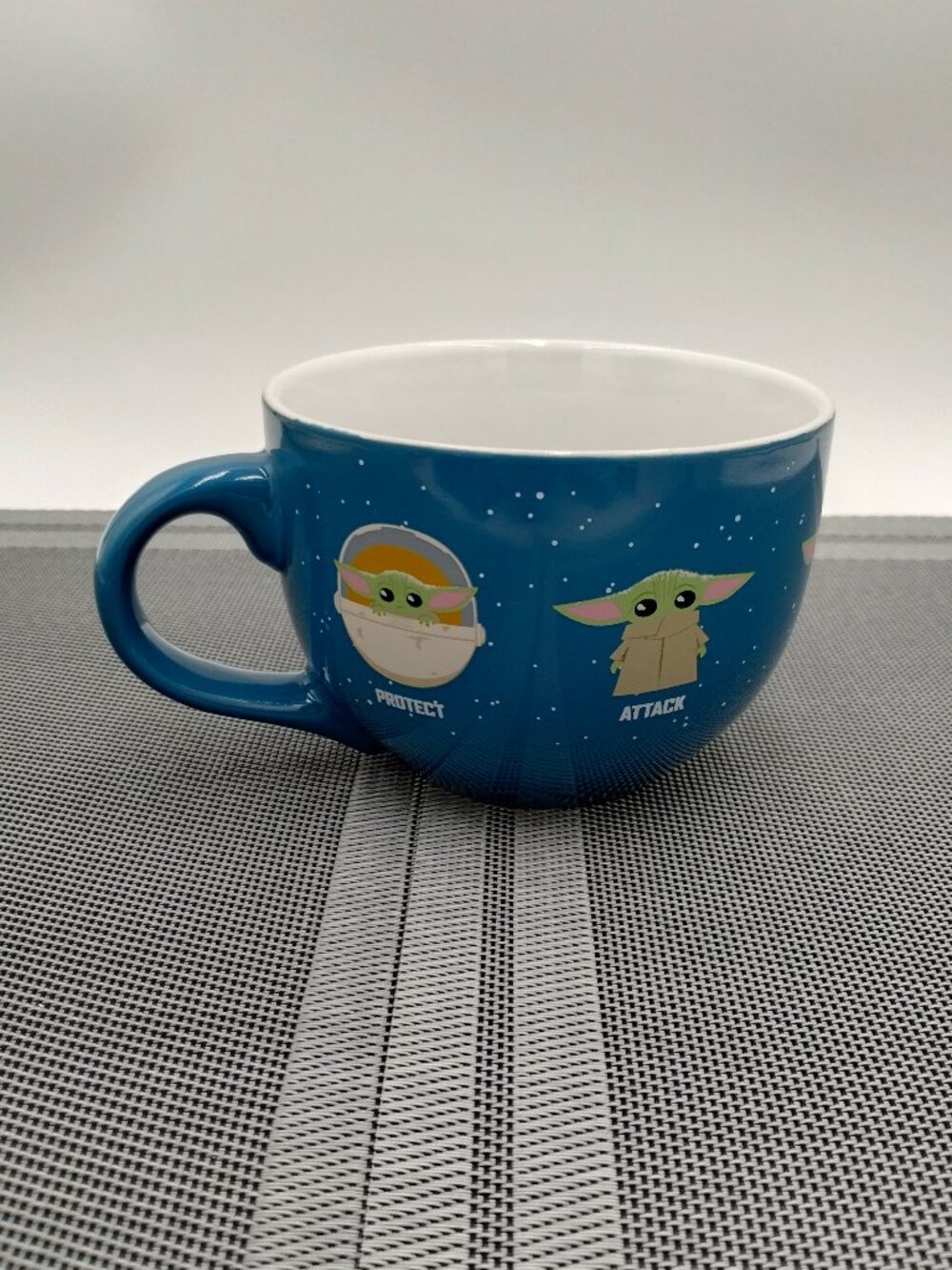 Star Wars The Mandalorian Baby Yoda Grogu Large Mug 24 oz
